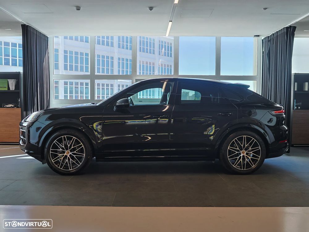 Porsche Cayenne Coupé E-Hybrid Black Edition - 9