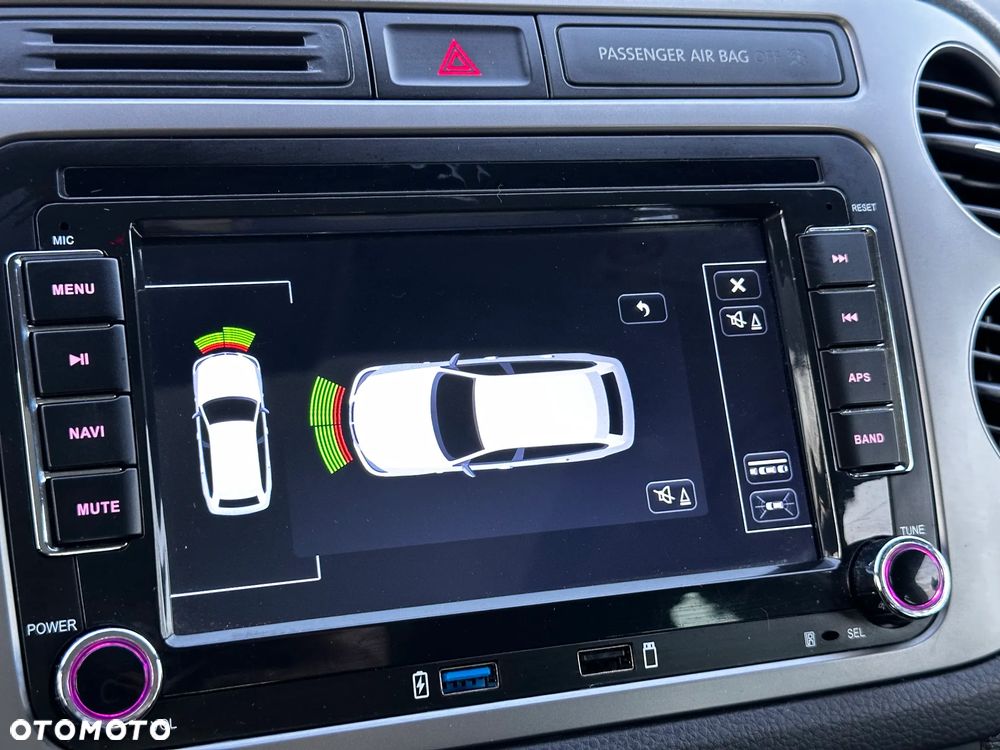 Volkswagen Tiguan 2.0 TDI SCR BlueMotion Technology Lounge Sport & Style - 21