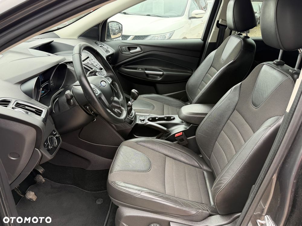 Ford Kuga 1.5 EcoBoost FWD Titanium ASS GPF - 4