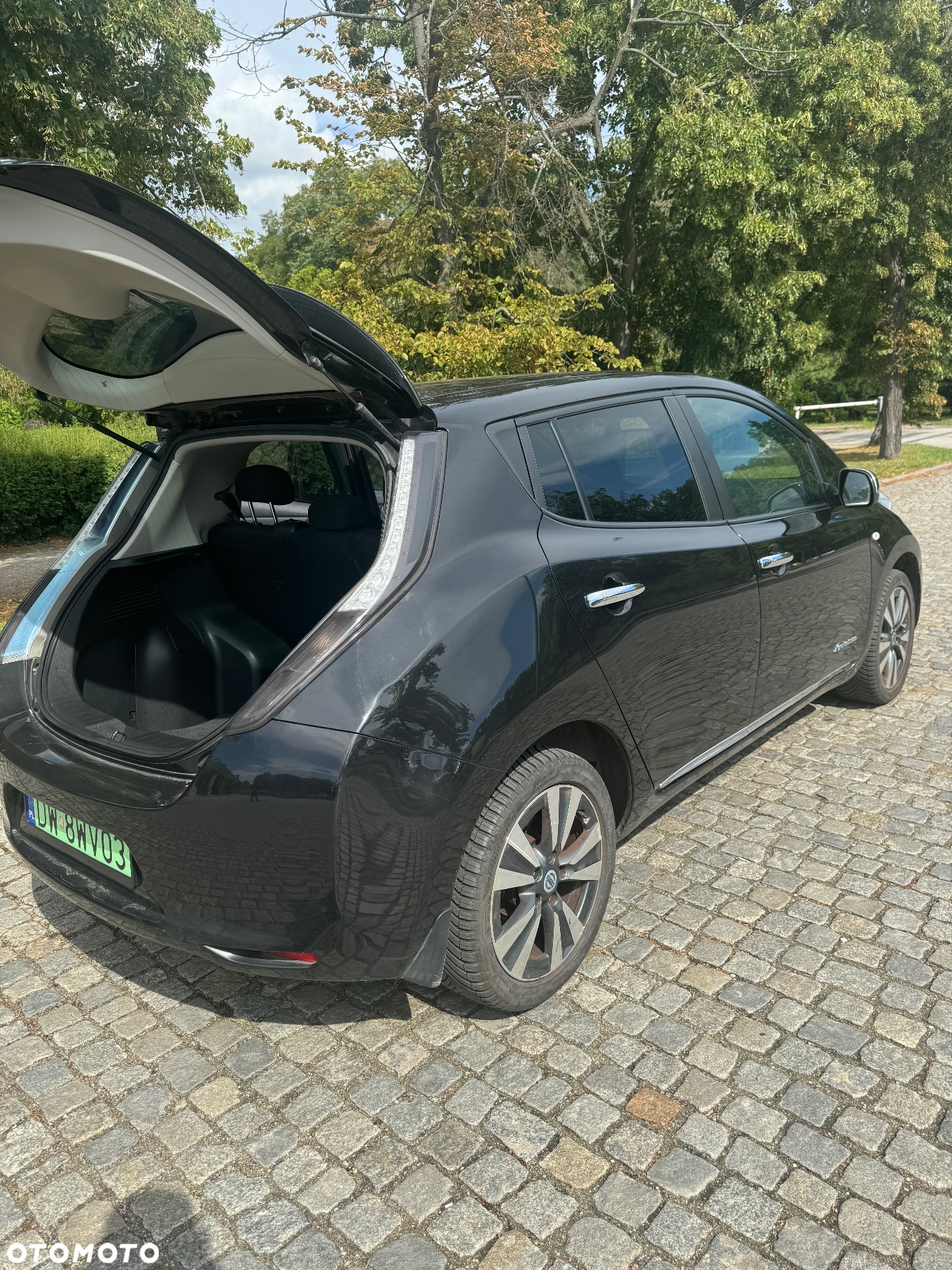 Nissan Leaf - 5