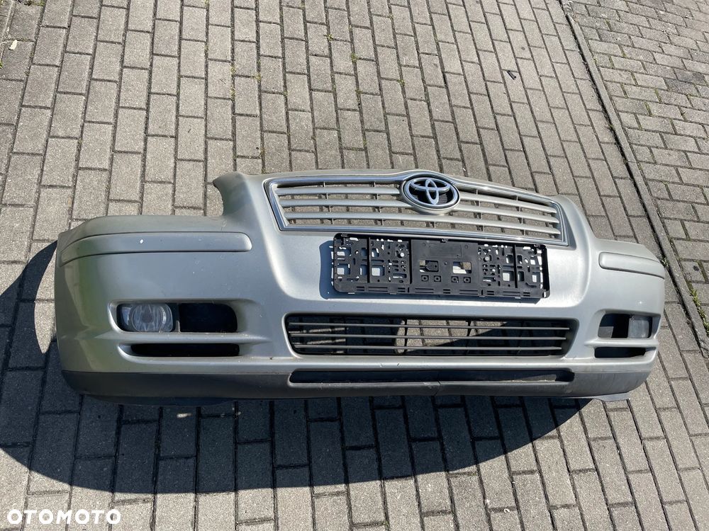 Toyota T25 zderzak przód przedni kompletny