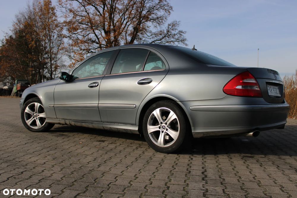 Mercedes-Benz Klasa E - 6