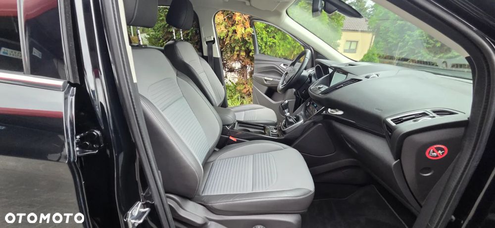 Ford Kuga 1.5 EcoBoost FWD Edition ASS MMT6 - 37