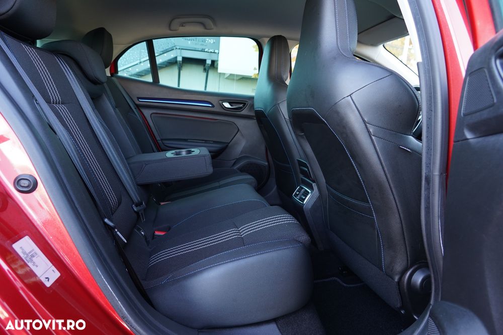 Renault Megane ENERGY dCi 130 GT LINE - 15