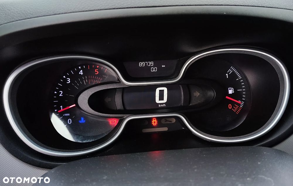 Renault Trafic - 13