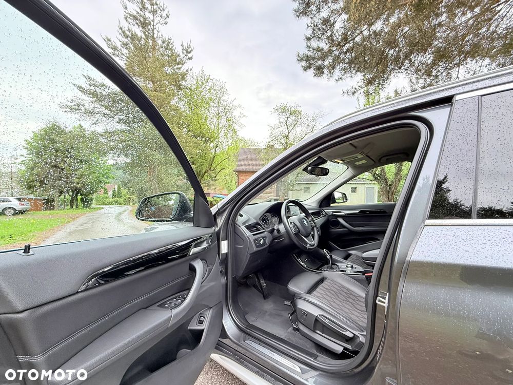 BMW X1 xDrive18d xLine - 13