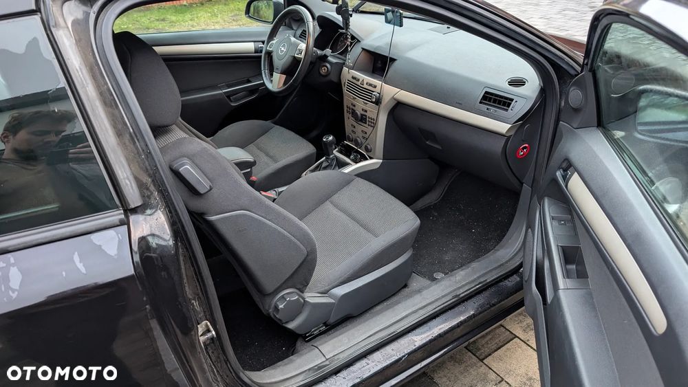 Opel Astra 1.8 Cosmo - 17