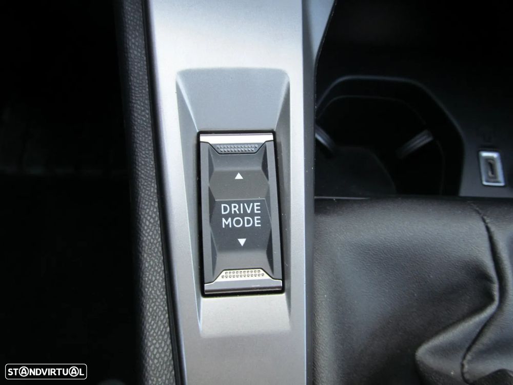 Peugeot 308 PureTech 130 Active Pack - 26