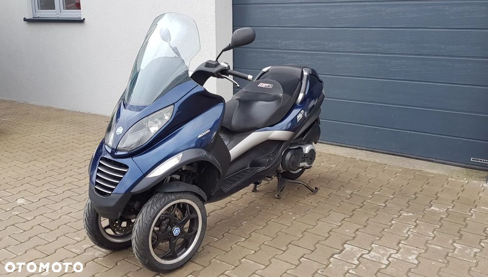 Piaggio MP-3 - 4