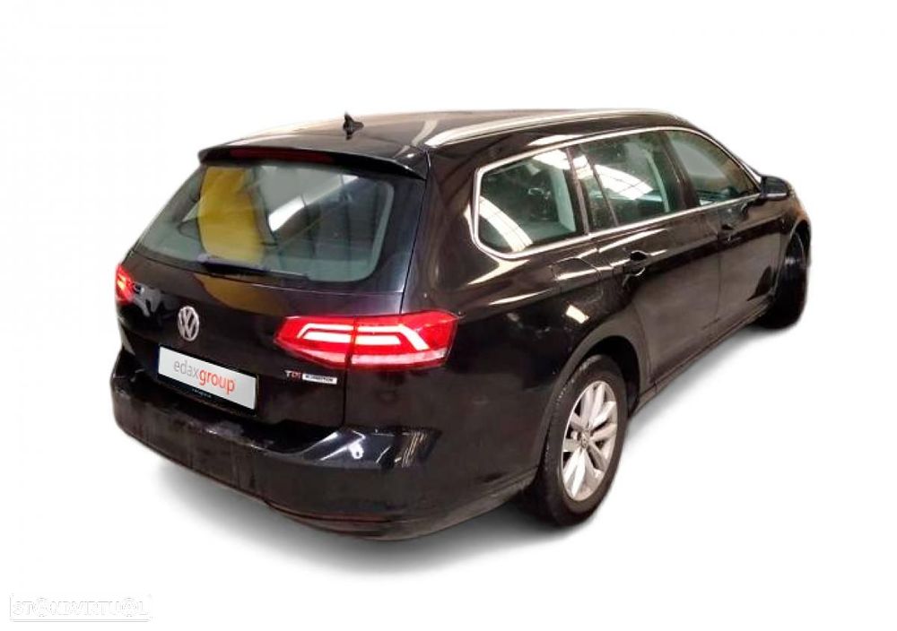 Volkswagen Passat Variant 2017 photo 2