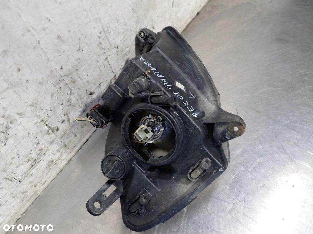 LAMPA LEWA PRZEDNIA PEUGEOT PARTNER I LIFT 1.6 - 4