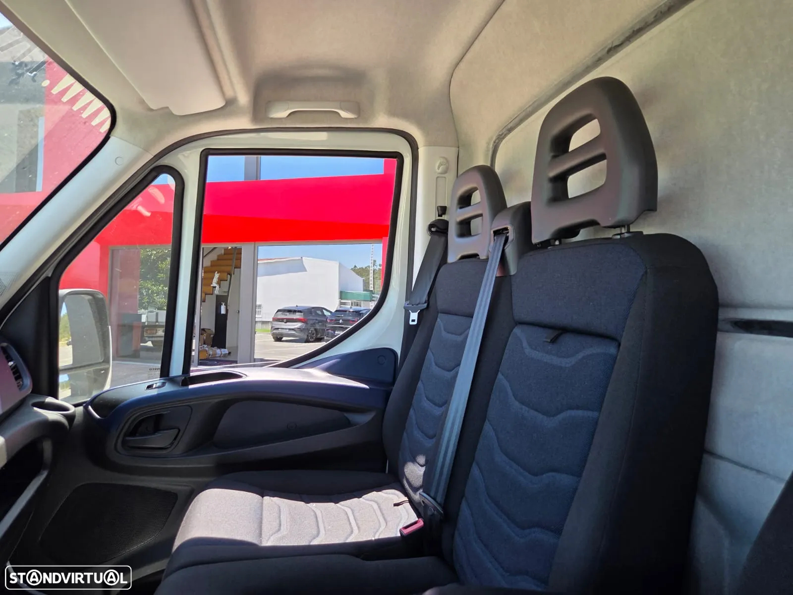 Iveco Daily 35S18 frigorífica aut - 17