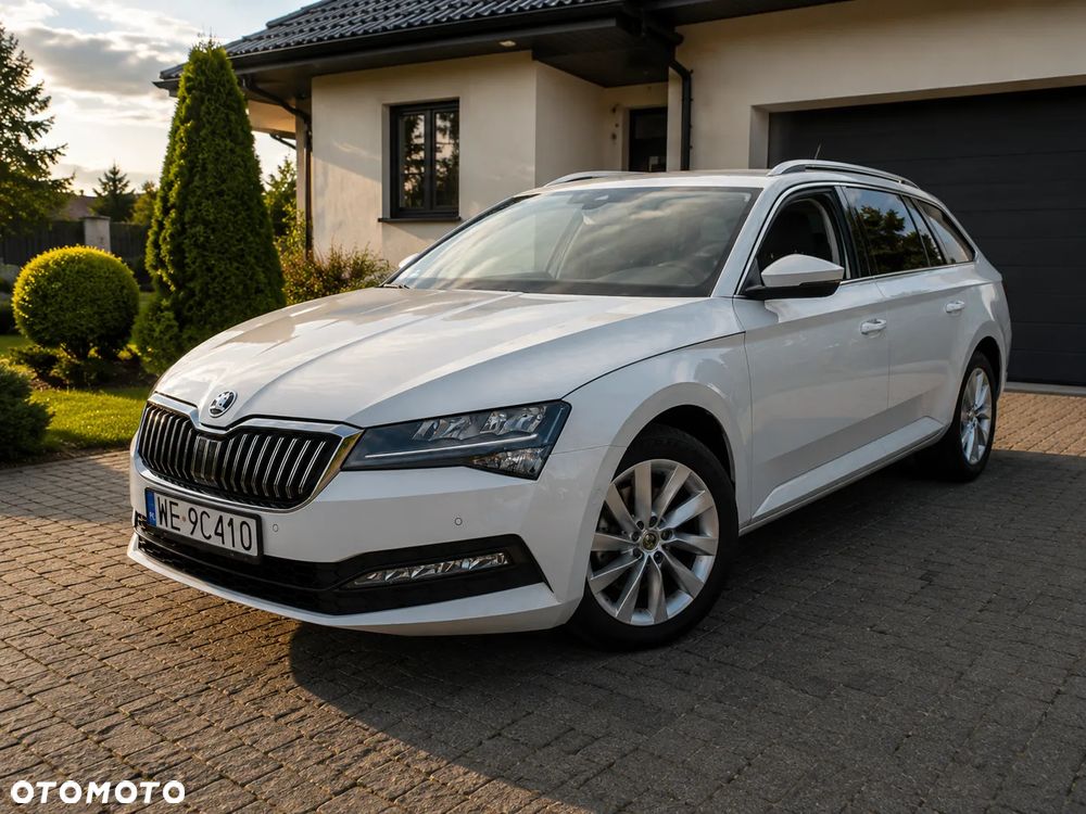 Skoda Superb 2.0 TDI SCR Ambition - 9