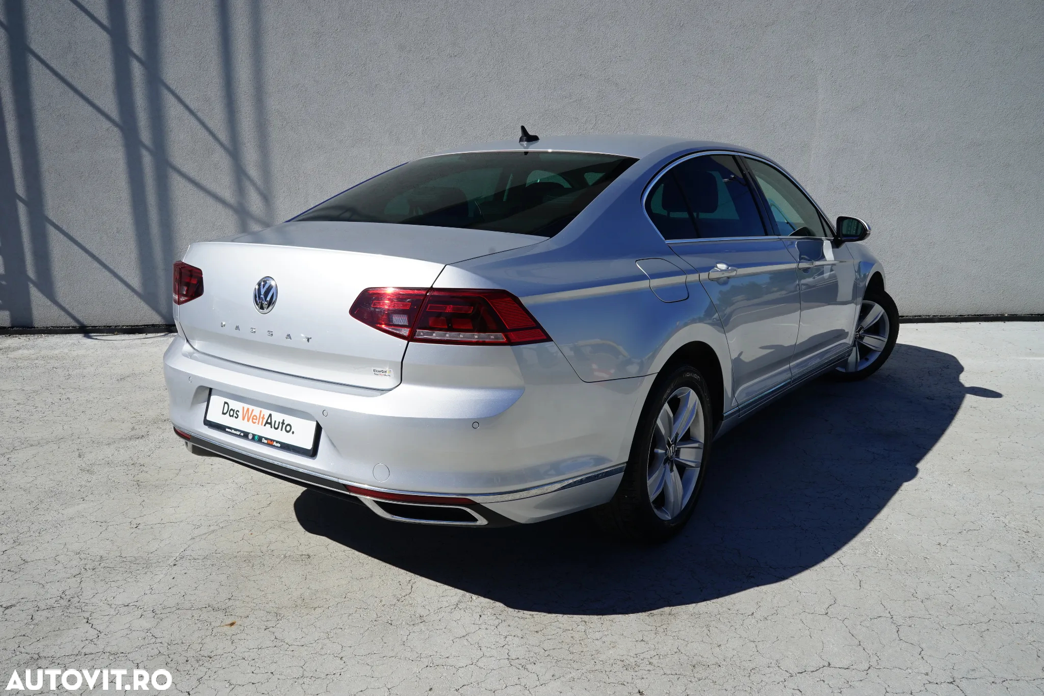Volkswagen Passat Variant 2.0 TDI DSG Highline - 6
