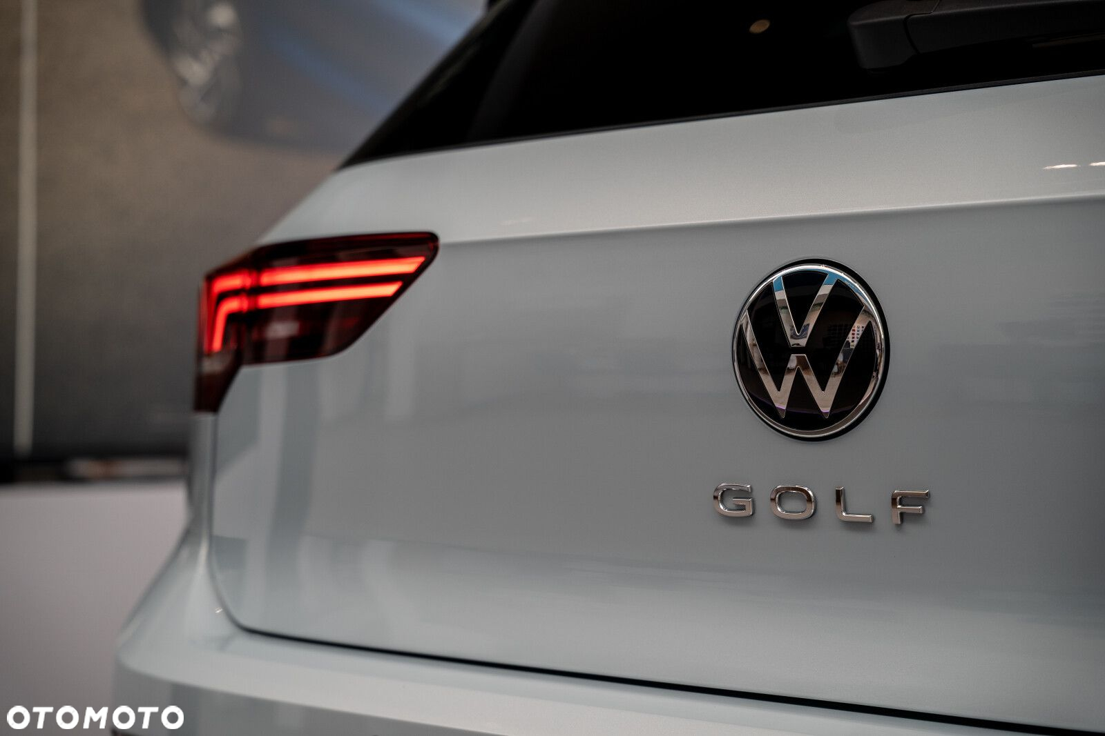 Volkswagen Golf - 8
