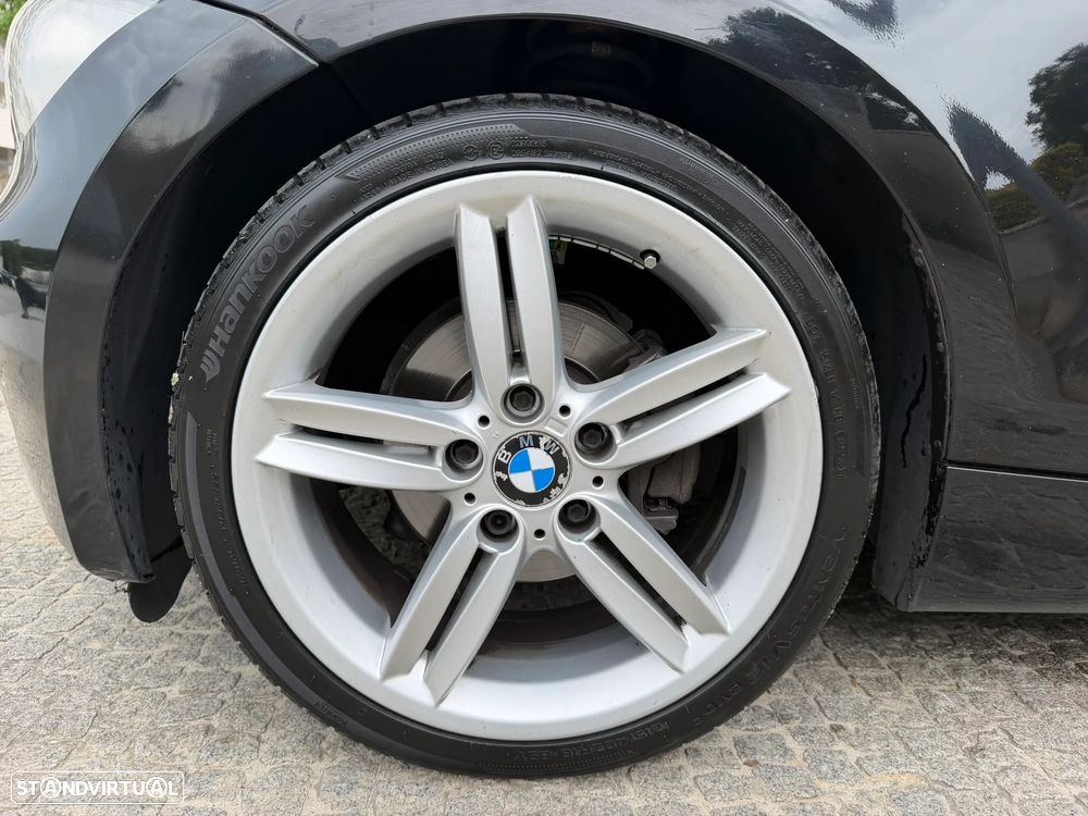 BMW 118 d Pack M - 26