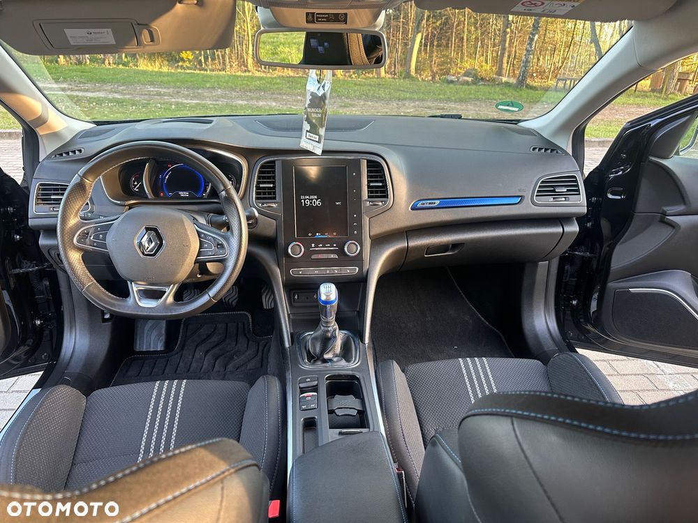 Renault Megane BLUE dCi 115 GT LINE - 31