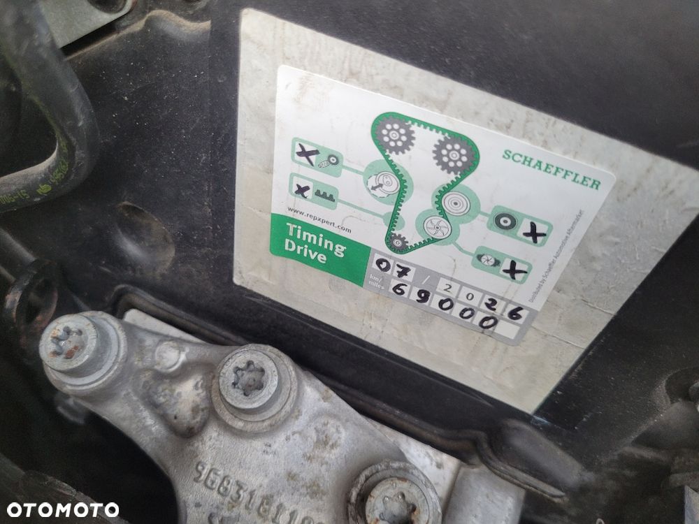 Peugeot 2008 e-HDi FAP 92 EGS6 STOP & START Allure - 18