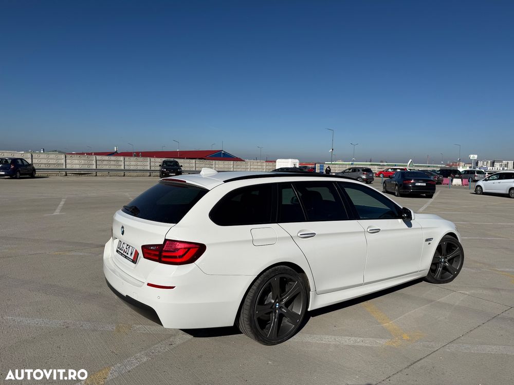 BMW Seria 5 520d Sport-Aut. - 4