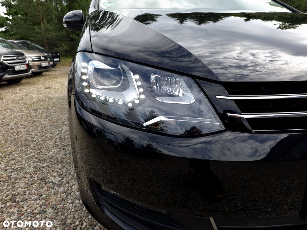 Volkswagen Sharan 2.0 TDI Highline - 25