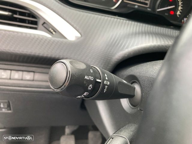 Peugeot 208 PureTech 110 Stop & Start Tech Edition - 14