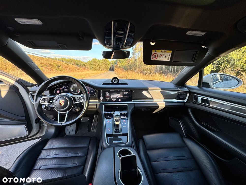 Porsche Panamera - 6