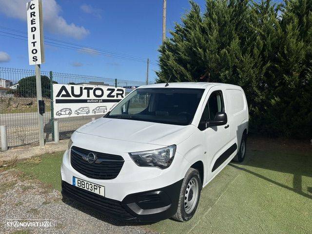 Opel COMBO LONGA 3 LUGARES