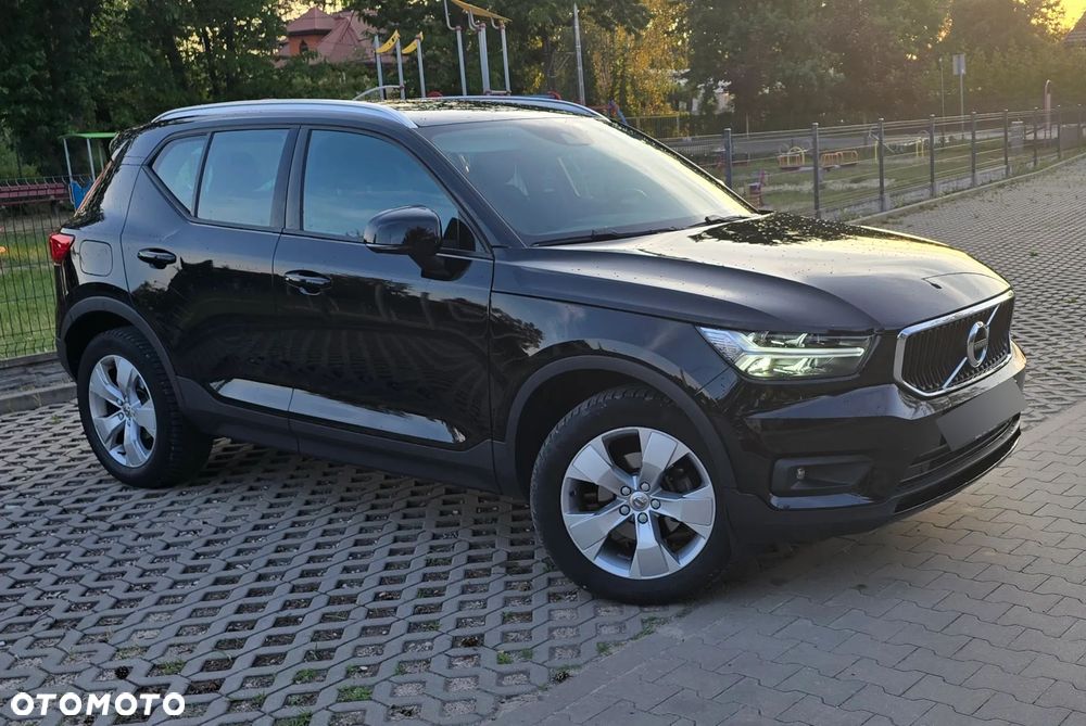Volvo XC 40 T3 Geartronic Momentum Pro - 3