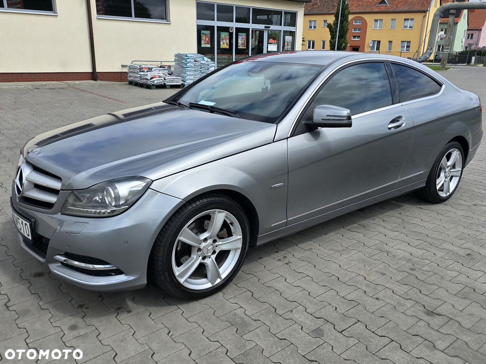 Mercedes-Benz Klasa C 250 CGI BlueEff - 5