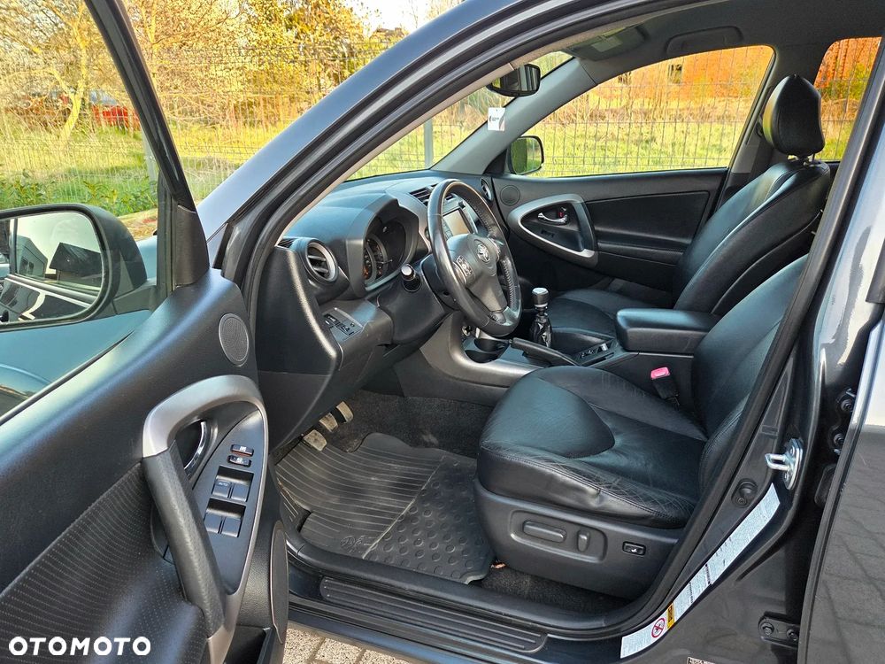 Toyota RAV4 2.2 D-CAT 4x4 Executive - 5