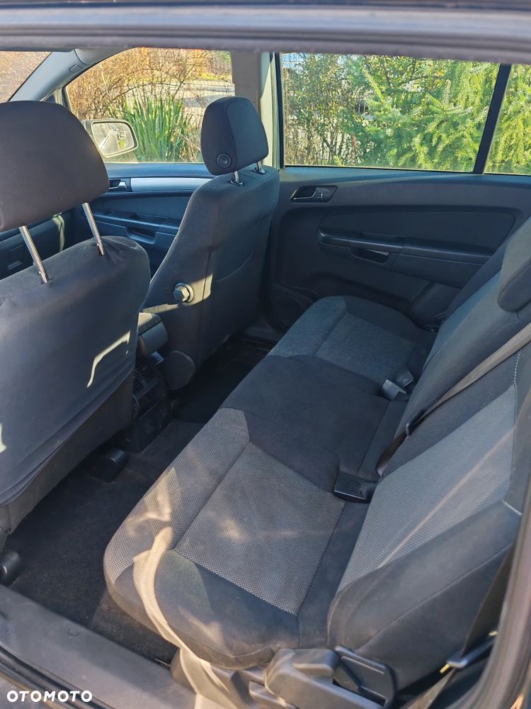 Opel Zafira 1.8 - 6