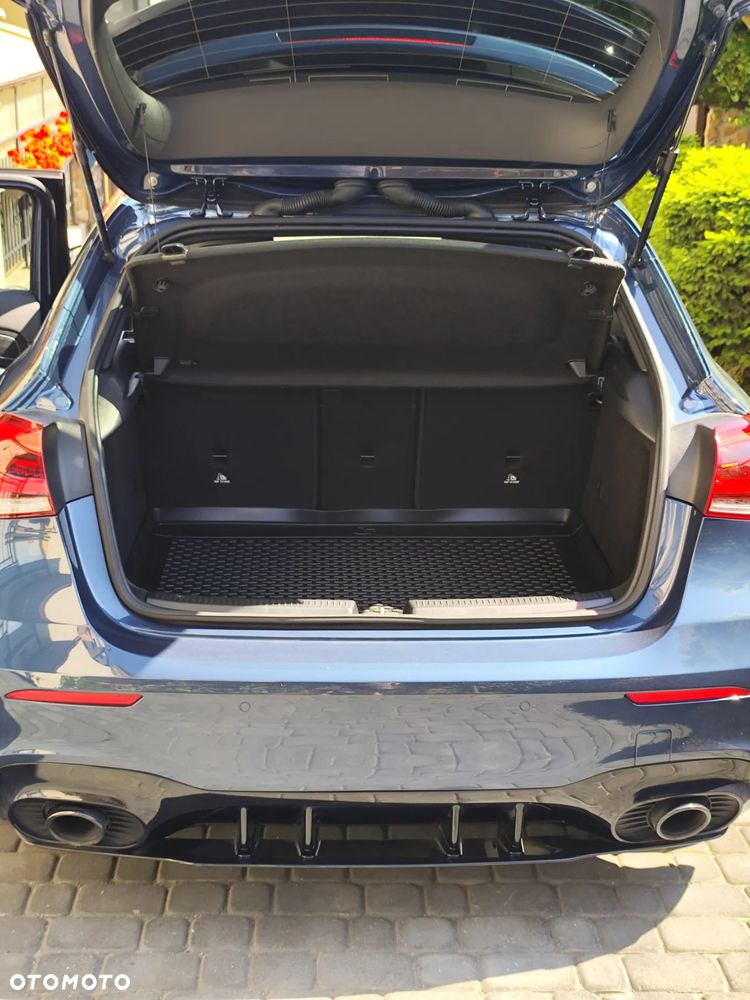 Mercedes-Benz Klasa A 35 AMG 4-Matic 7G-DCT - 12