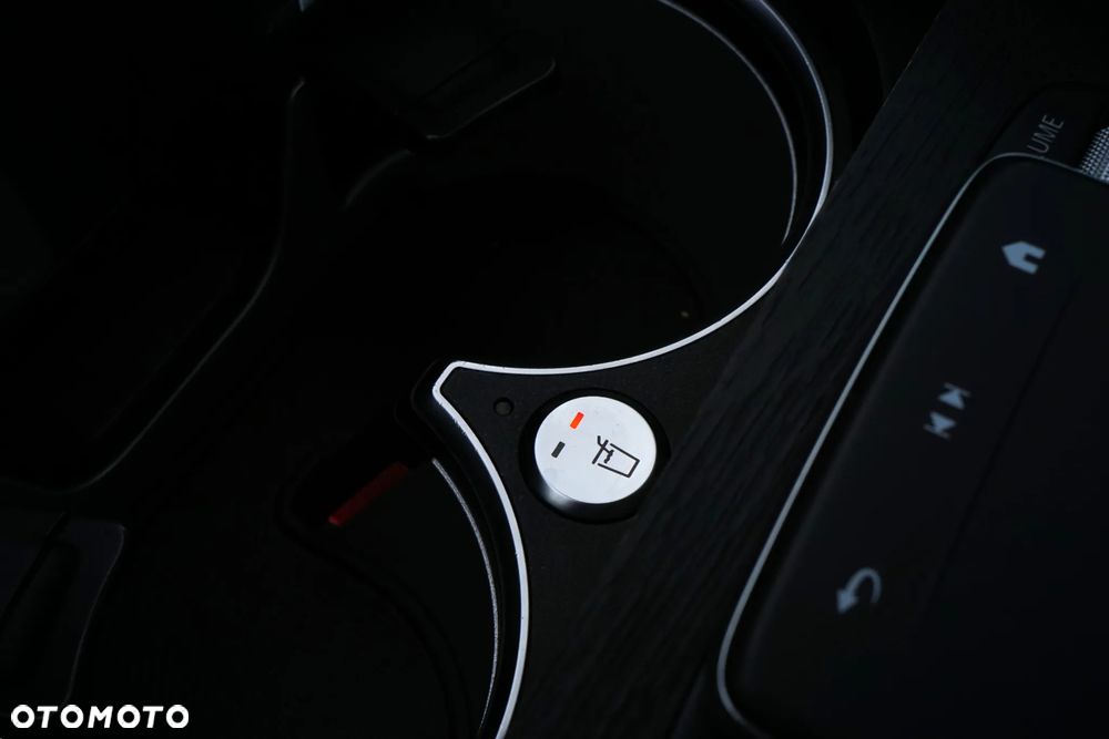 Mercedes-Benz GLE - 22