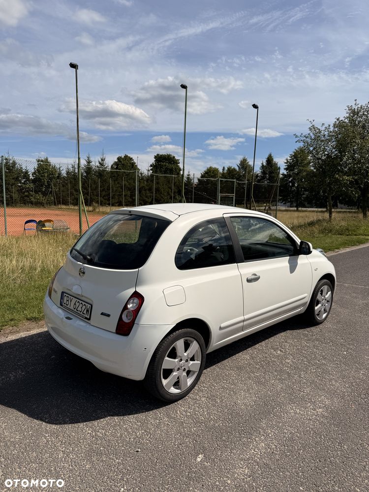 Nissan Micra - 2