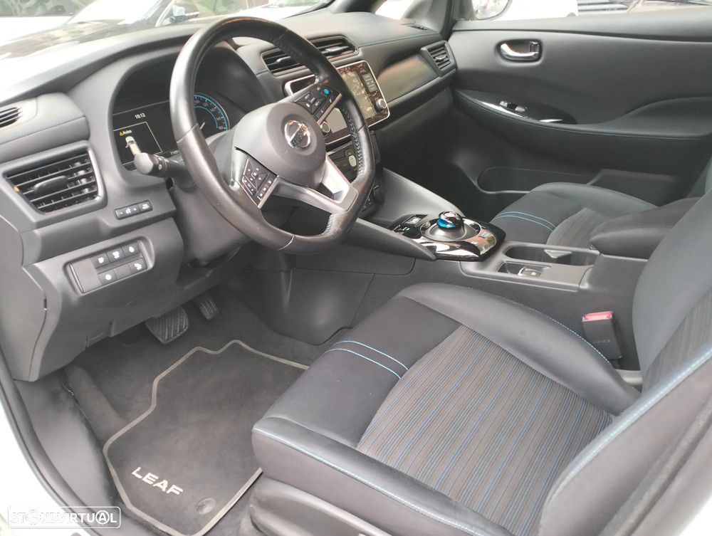 Nissan Leaf N-Connecta Two Tone - 14