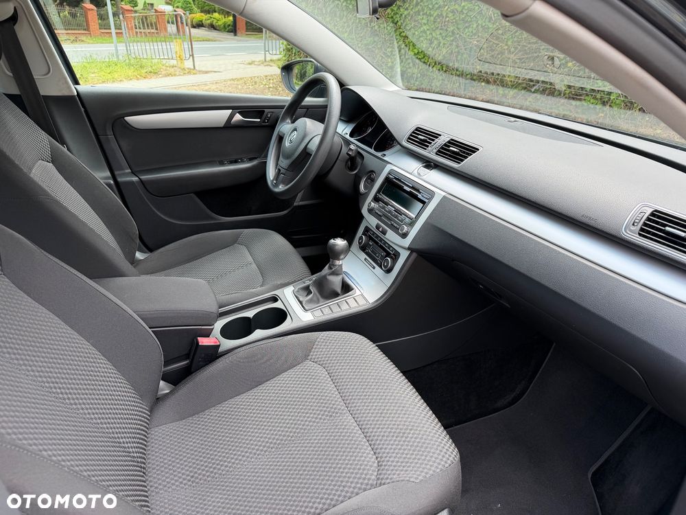 Volkswagen Passat 1.4 TSI BMT Comfortline - 14