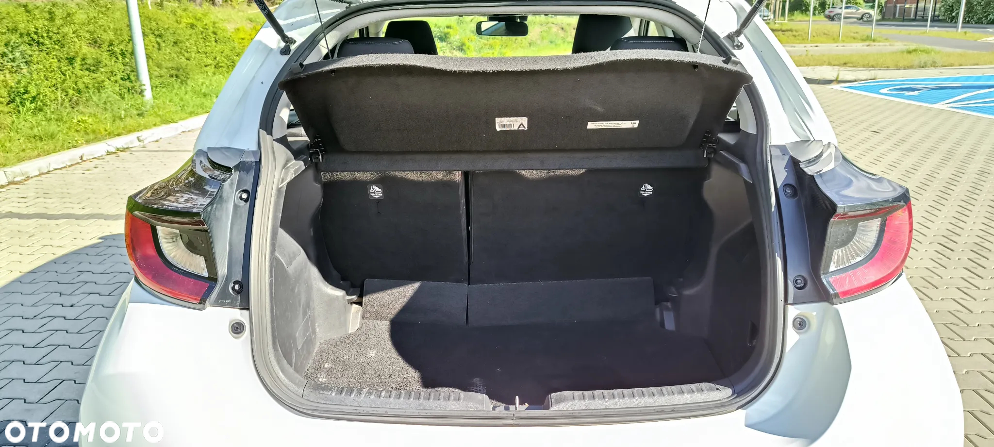 Toyota Yaris 1.0 Comfort - 10