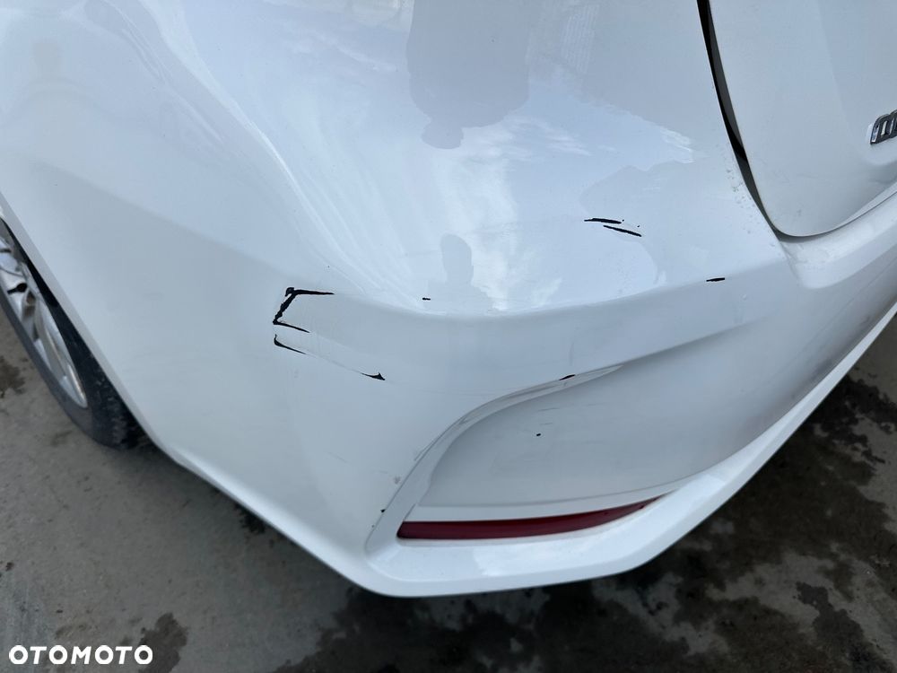 Toyota Corolla 1.8 Hybrid Comfort - 18