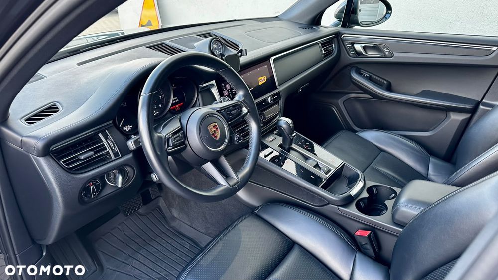 Porsche Macan - 8