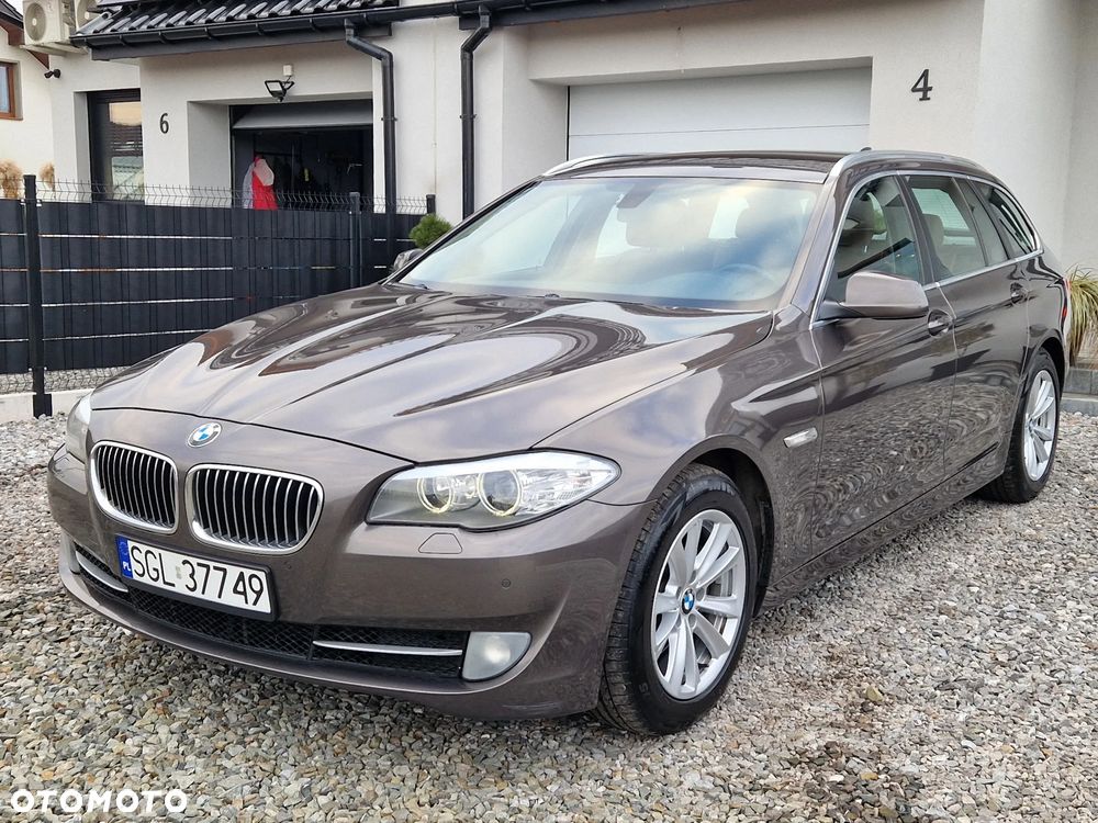 BMW Seria 5 520d Sport-Aut - 1
