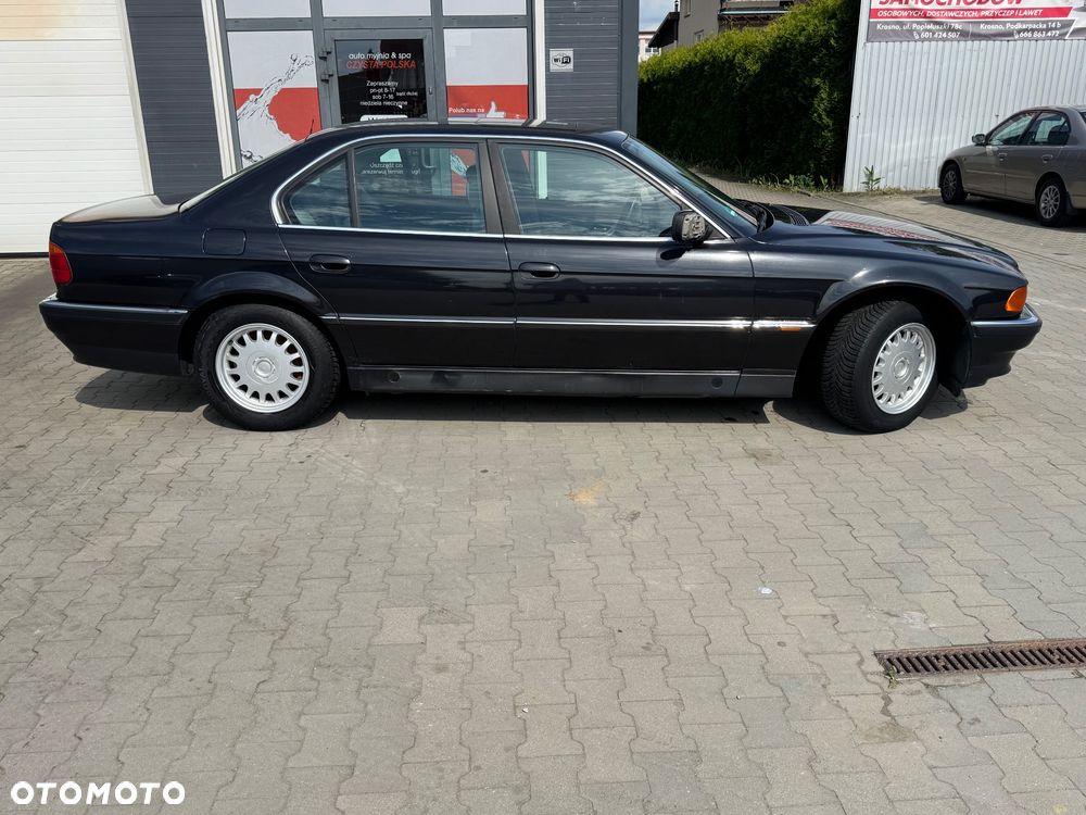 BMW Seria 7 - 3