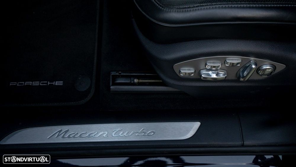Porsche Macan Turbo Performance Package - 37