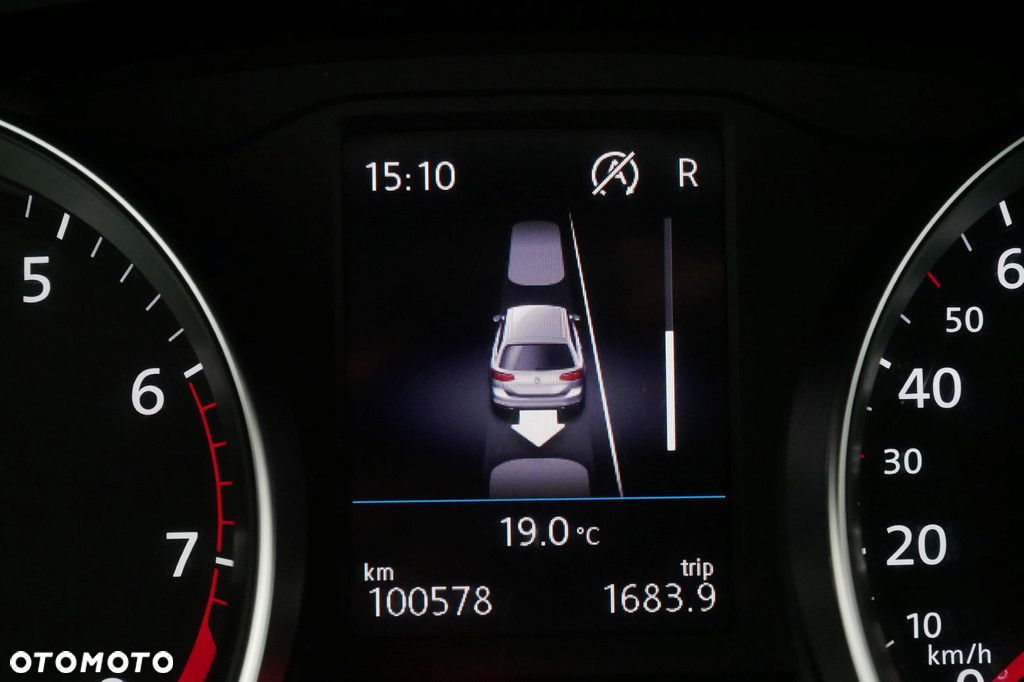 Volkswagen Passat 2.0 TSI Business DSG - 22