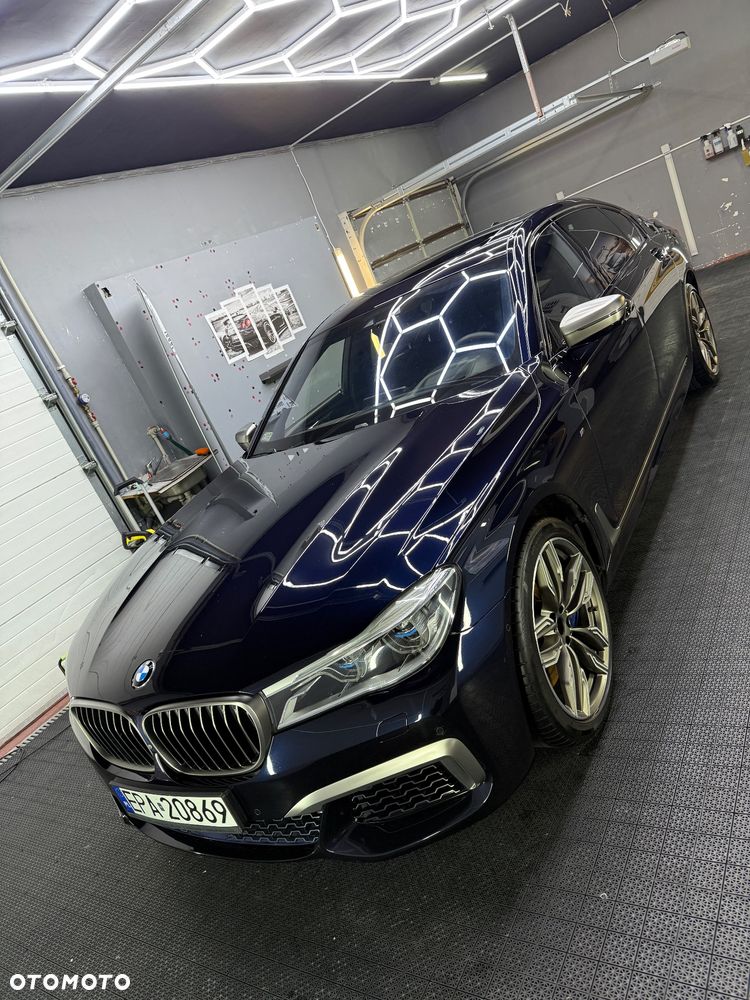 BMW Seria 7 M760Li xDrive - 10