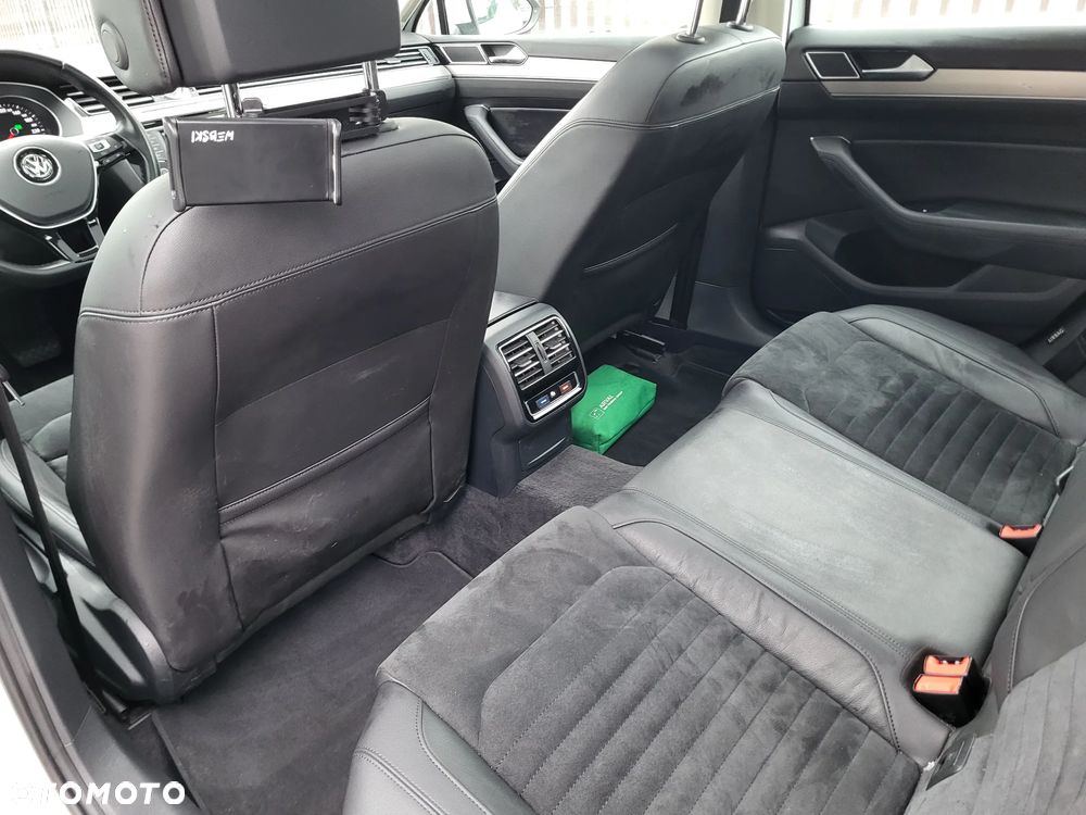 Volkswagen Passat - 9