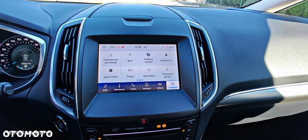 Ford S-Max 2.5 Hybrid Titanium CVT - 32