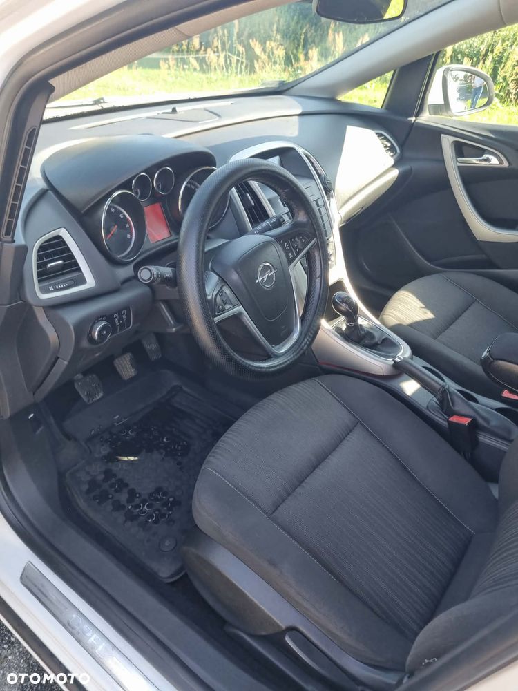 Opel Astra - 10