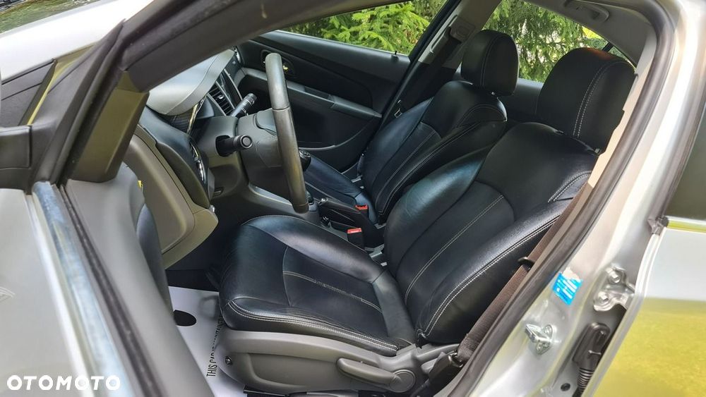 Chevrolet Cruze 1.8 LT - 7