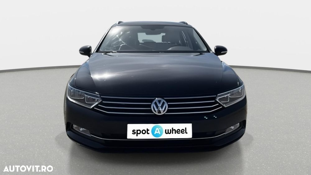 Volkswagen Passat 2.0 TDI DSG Comfortline - 3
