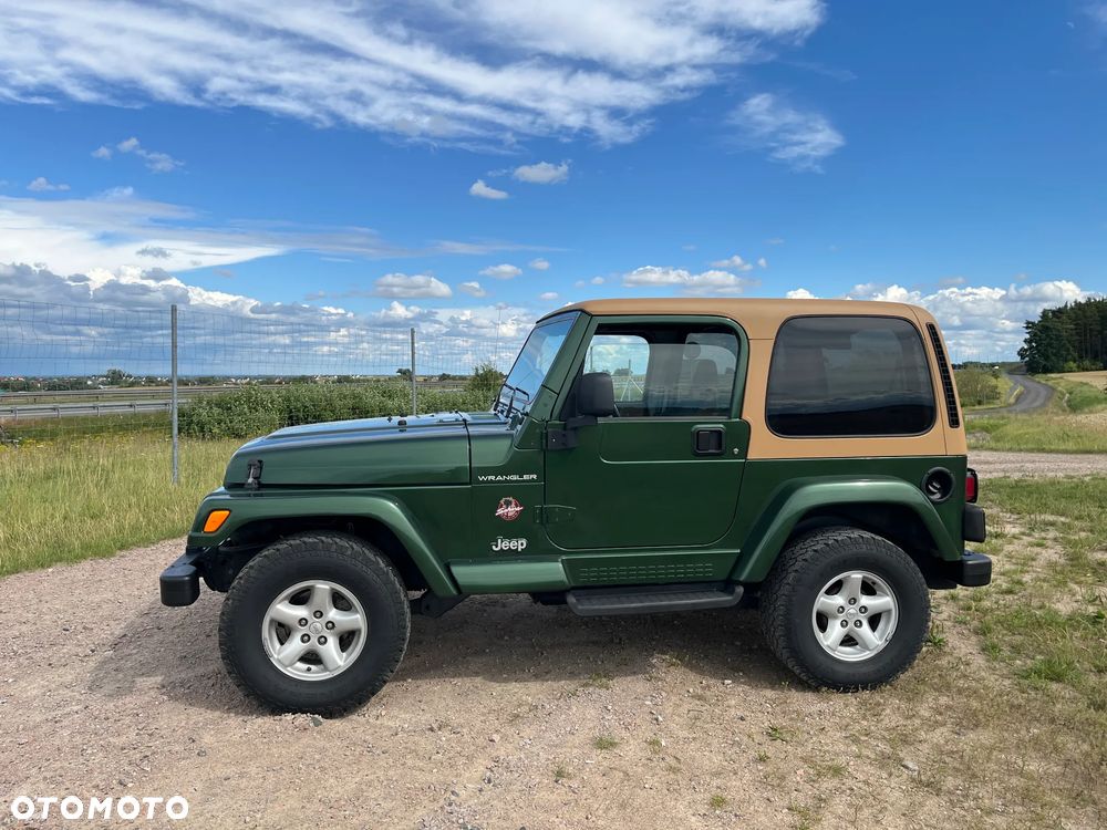 Jeep Wrangler 4.0 Automatik Sahara - 3
